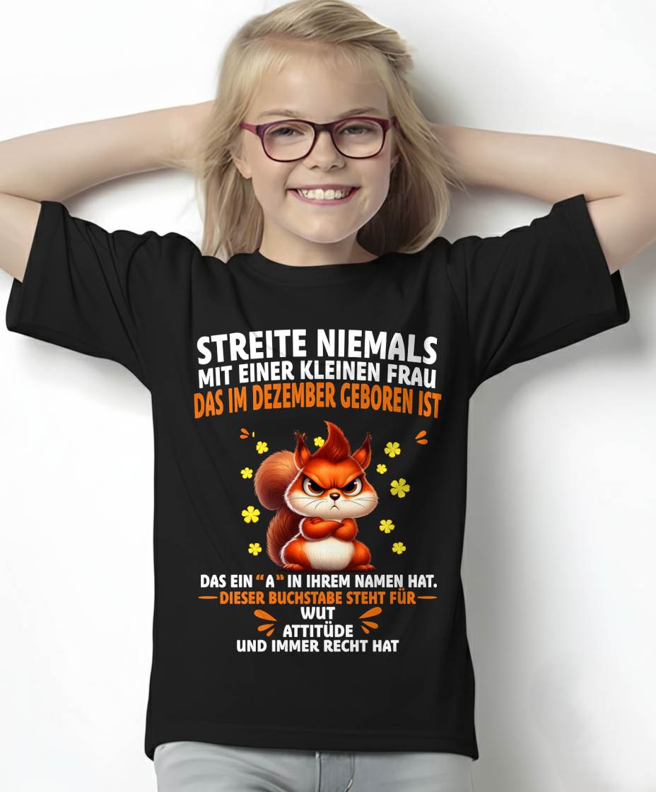 "Kleine Frau mit Attitüde" – T-Shirt für Frauen – TIEN12 (SKU2606-250-12)