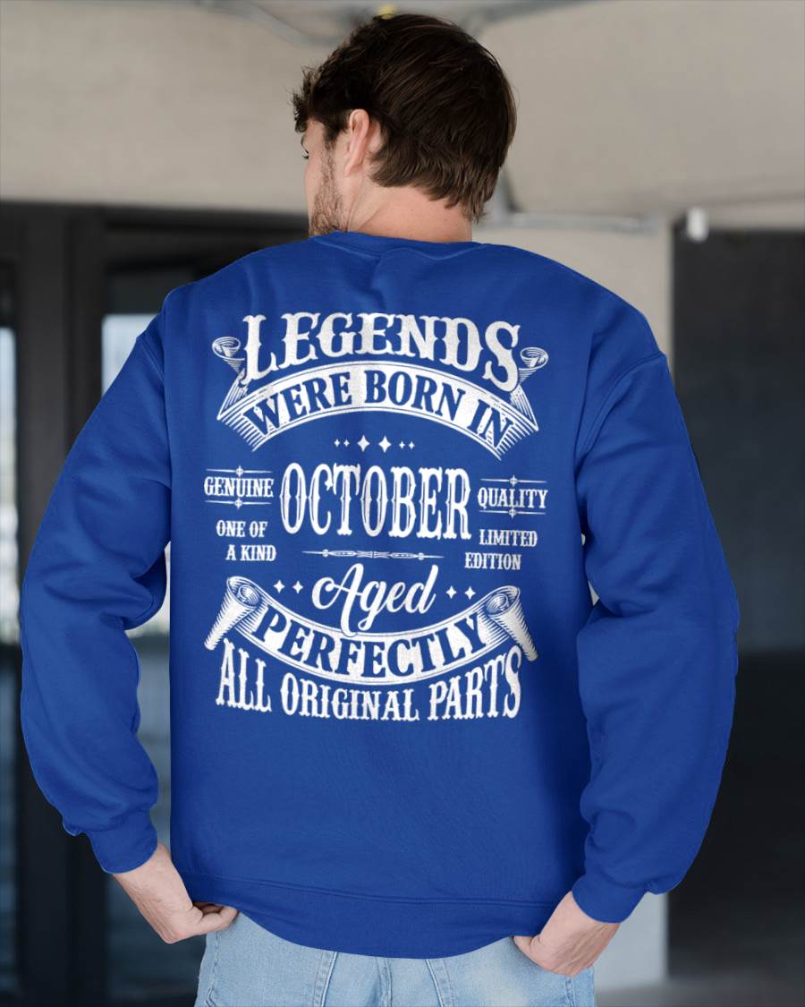 LEGENDS WERE BORN IN OCTOBER - T-SHIRT FOR MAN - DOAN10 (SKU08-37-10)