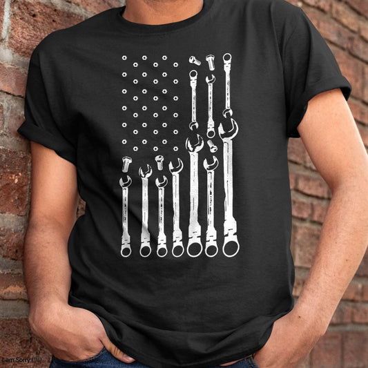 Mechanic Flag American Patriotic Flag Car Mechanic USA Flag T-Shirt - Gift For Mechanic - DOAN (SKUM08-D09)