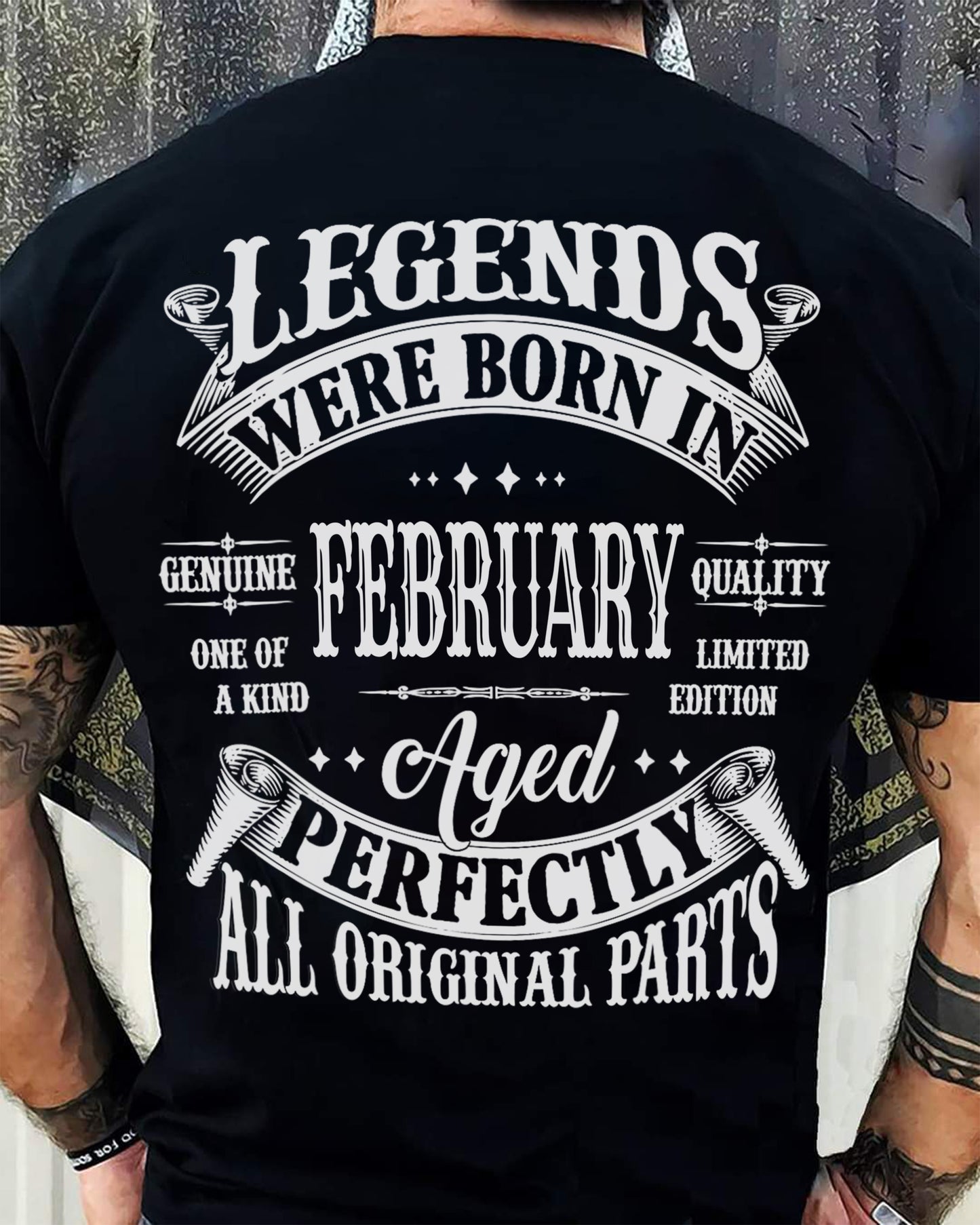 LEGENDS WERE BORN IN FEBRUARY - T-SHIRT FOR MAN - DOAN02 (SKU08-37-02)