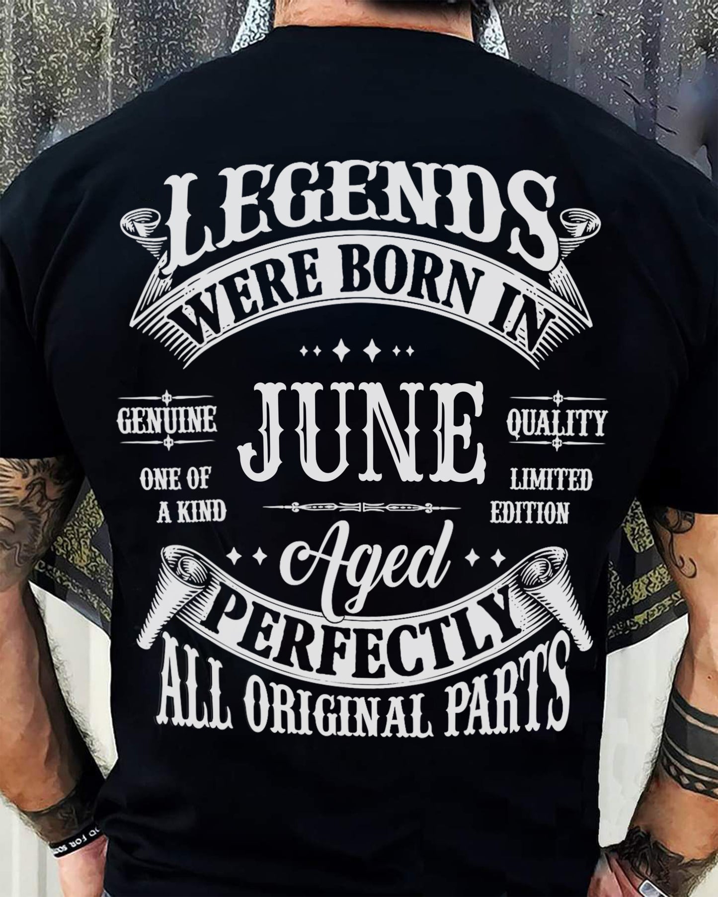 LEGENDS WERE BORN IN JUNE - T-SHIRT FOR MAN - DOAN06 (SKU08-37-06)