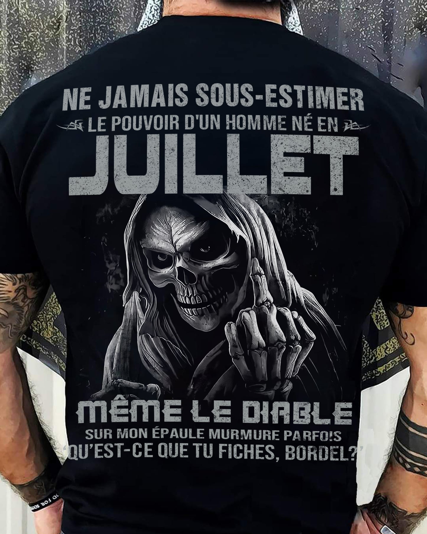 LE POUVOIR D’UN HOMME NÉ EN – T-SHIRT POUR HOMME – DOAN07 (SKU08-61-07)