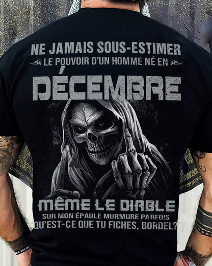 LE POUVOIR D’UN HOMME NÉ EN – T-SHIRT POUR HOMME – DOAN12 (SKU08-61-12)