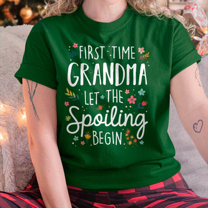 FIRST TIME GRANDMA T-SHIRT – PERFECT GIFT FOR NEW GRANDMAS - TIEN00 (SKU8-GRA00)
