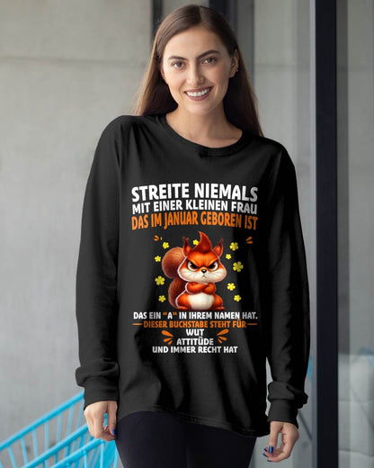 "Kleine Frau mit Attitüde" – T-Shirt für Frauen – TIEN01 (SKU2606-250-01)