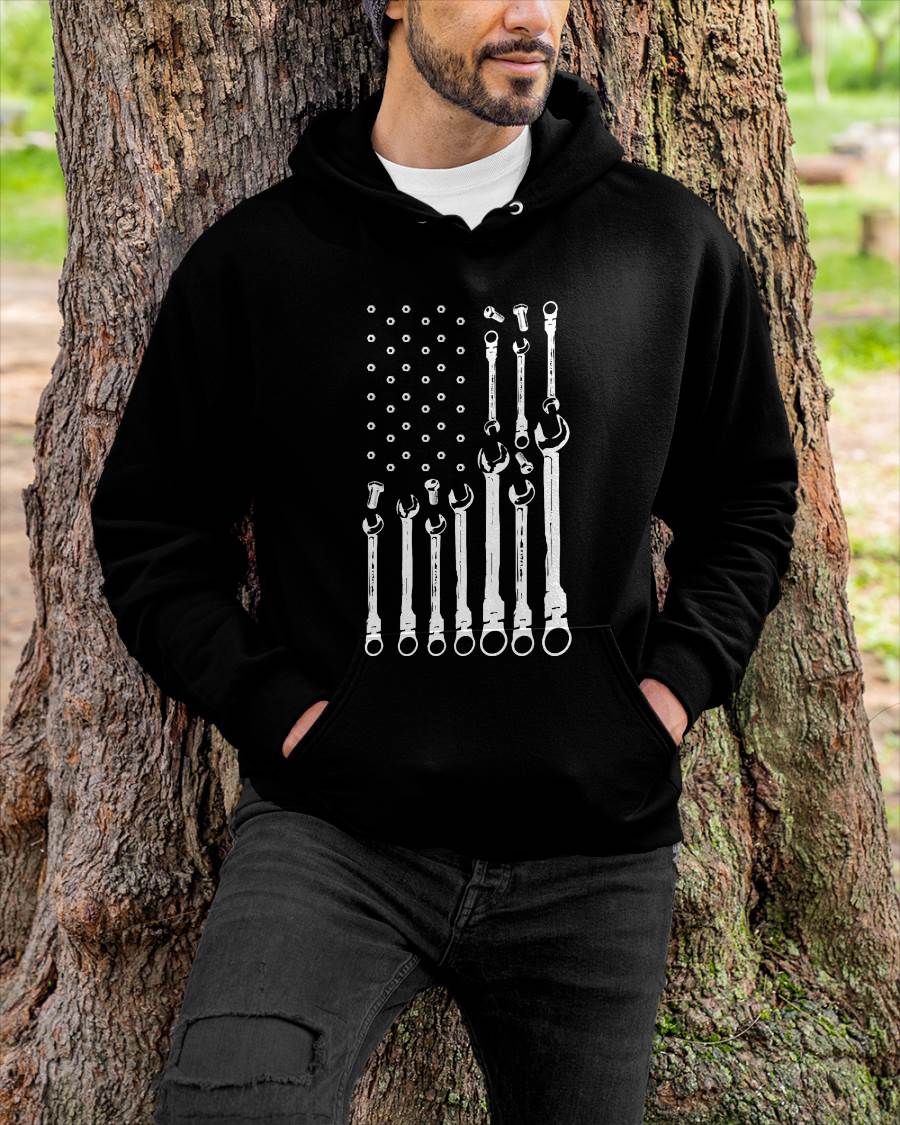Mechanic Flag American Patriotic Flag Car Mechanic USA Flag T-Shirt - Gift For Mechanic - DOAN (SKUM08-D09)