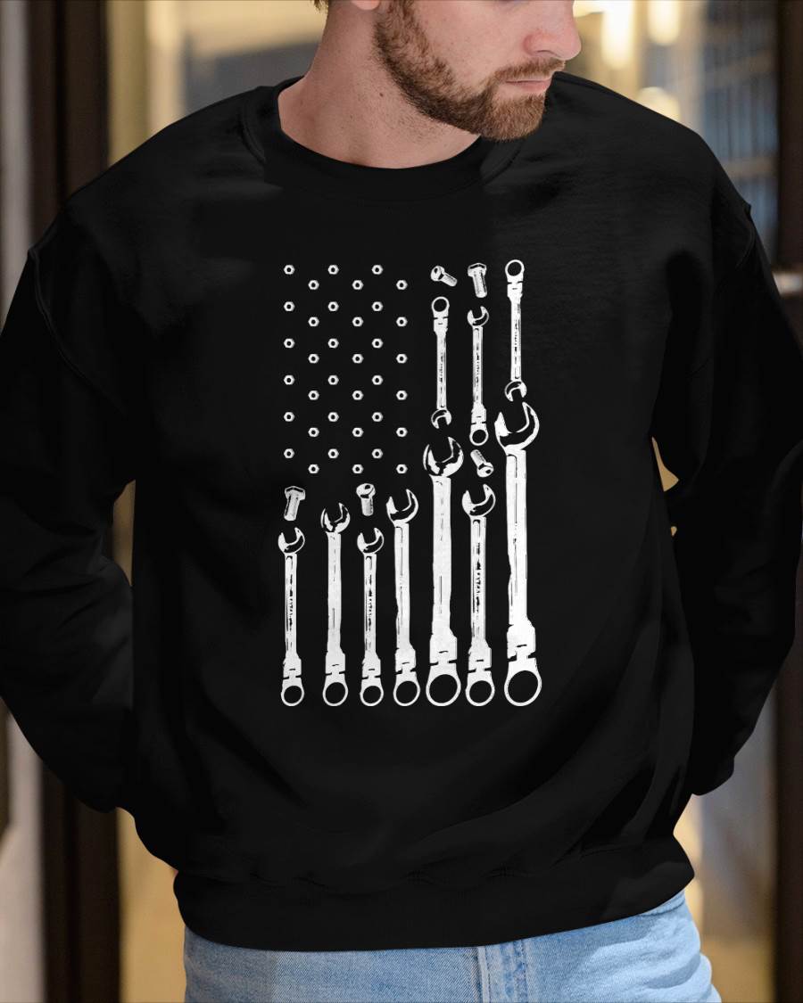 Mechanic Flag American Patriotic Flag Car Mechanic USA Flag T-Shirt - Gift For Mechanic - DOAN (SKUM08-D09)