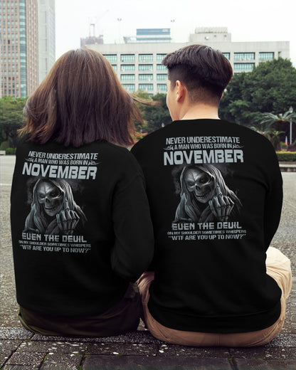NOVEMBER - NEVER UNDERESTIUNDER A MAN - T-SHIRT FOR MAN - DOAN11 (SKU08-05-11)
