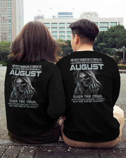 AUGUST - NEVER UNDERESTIUNDER A MAN - T-SHIRT FOR MAN - DOAN08 (SKU08-05-08)