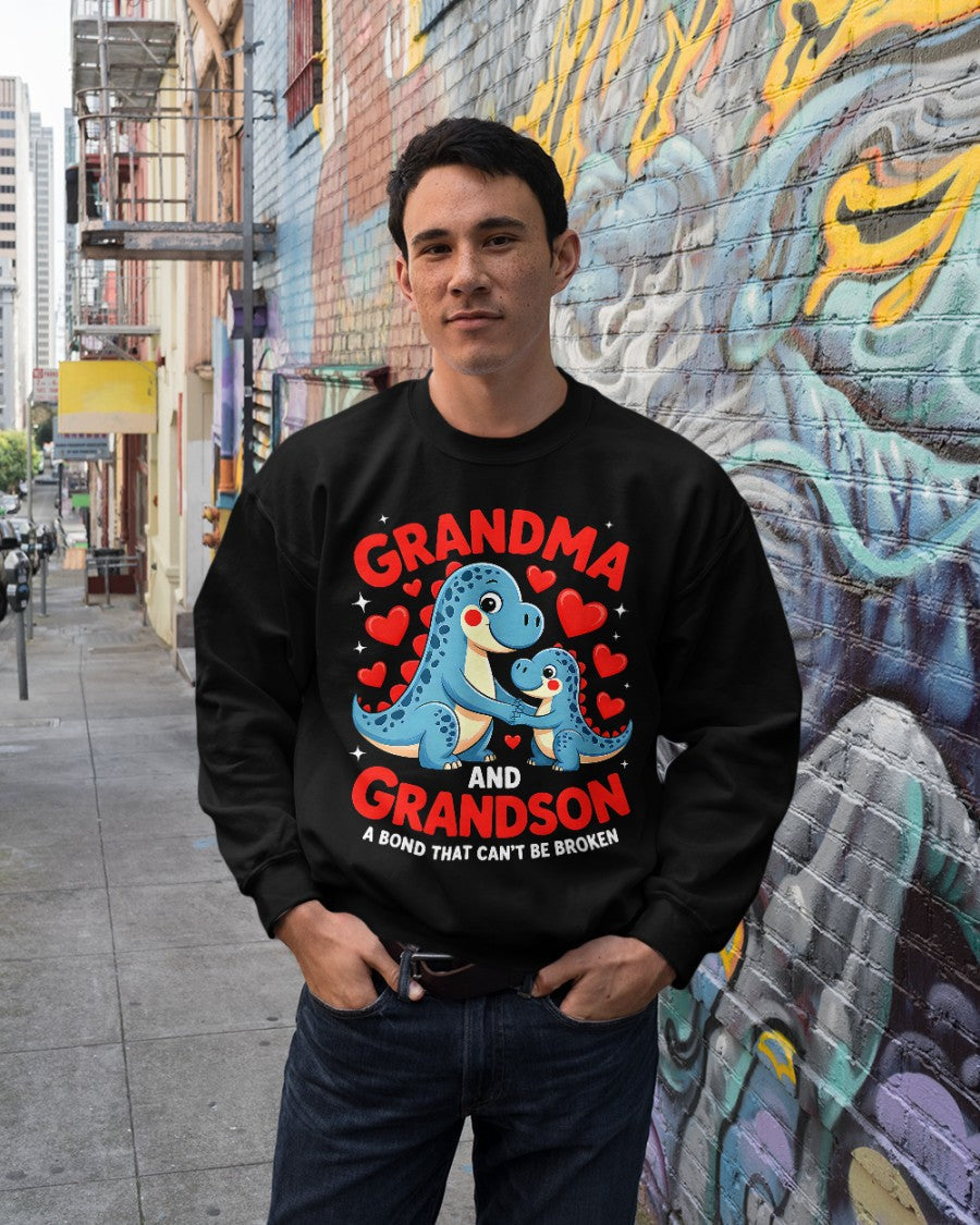 GRANDMA AND GRANDSON A BOND THAT CAN'T BE BROKEN DINOSAUR UNISEX T-SHIRT TIEN00 (SKU-GMS3)