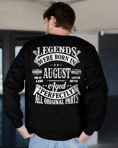 LEGENDS WERE BORN IN AUGUST - T-SHIRT FOR MAN - DOAN08 (SKU08-37-08)