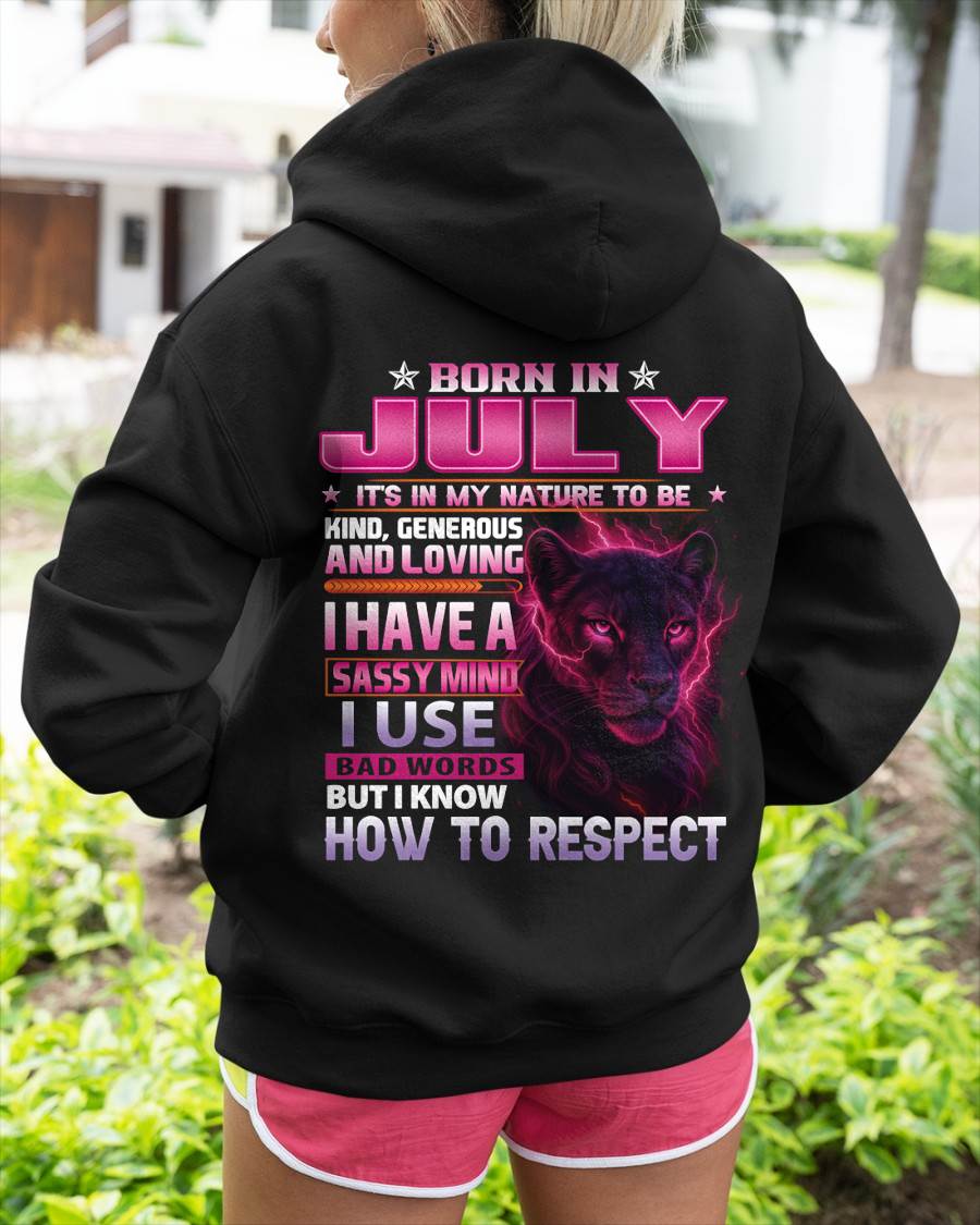 Born In July – T-Shirt For Woman – DOAN07 (SKU09-24-07)