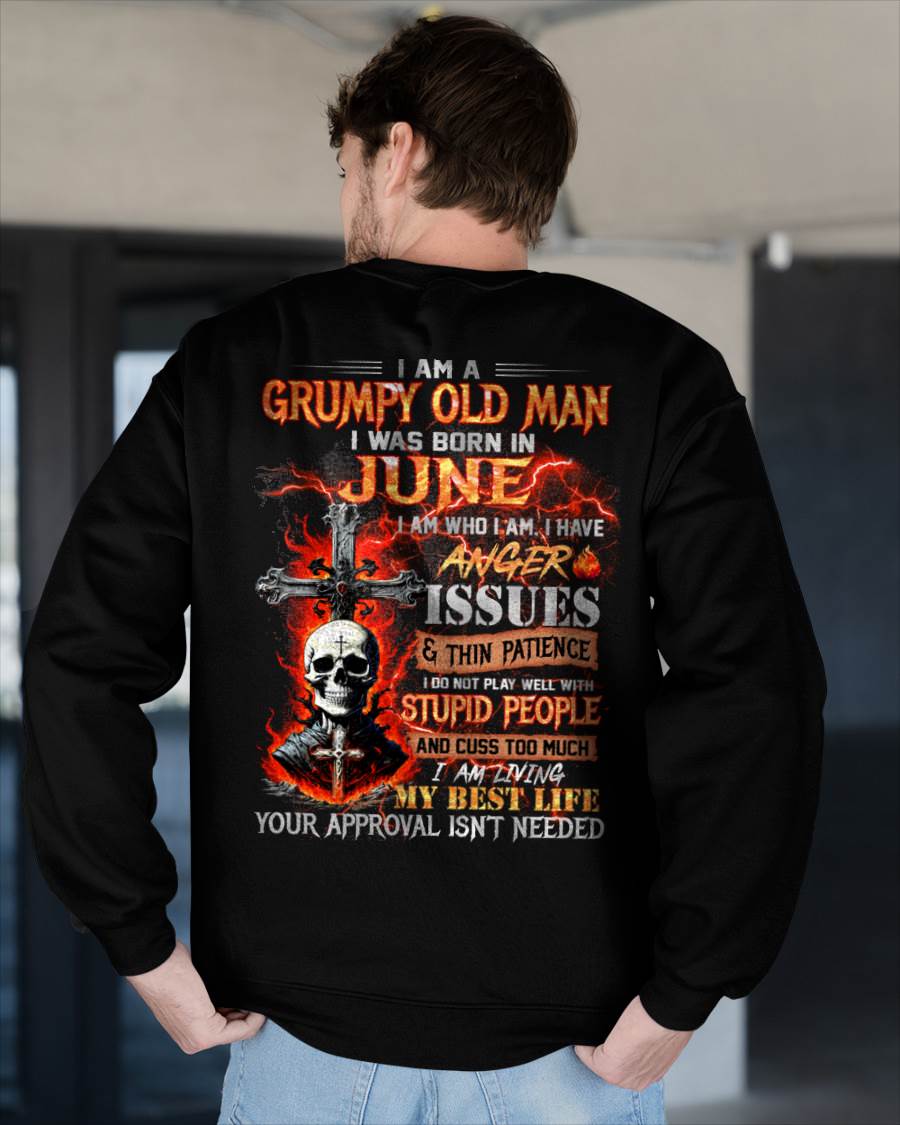 I Am A Grumpy Old Man – T-Shirt For Man – DOAN06 (SKU12-319-06)