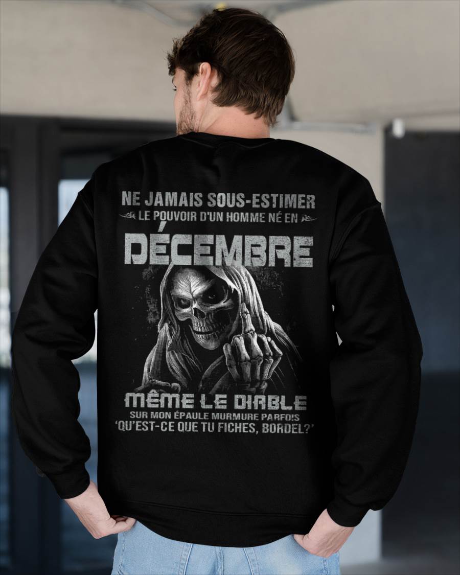 LE POUVOIR D’UN HOMME NÉ EN – T-SHIRT POUR HOMME – DOAN12 (SKU08-61-12)