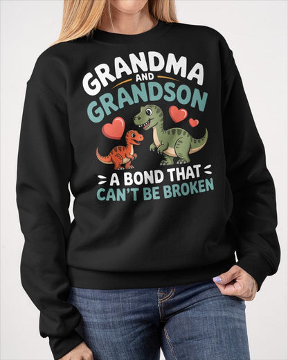 GRANDMA AND GRANDSON A BOND THAT CAN'T BE BROKEN DINOSAUR UNISEX T-SHIRT - TIEN00 (SKU-GMS5)